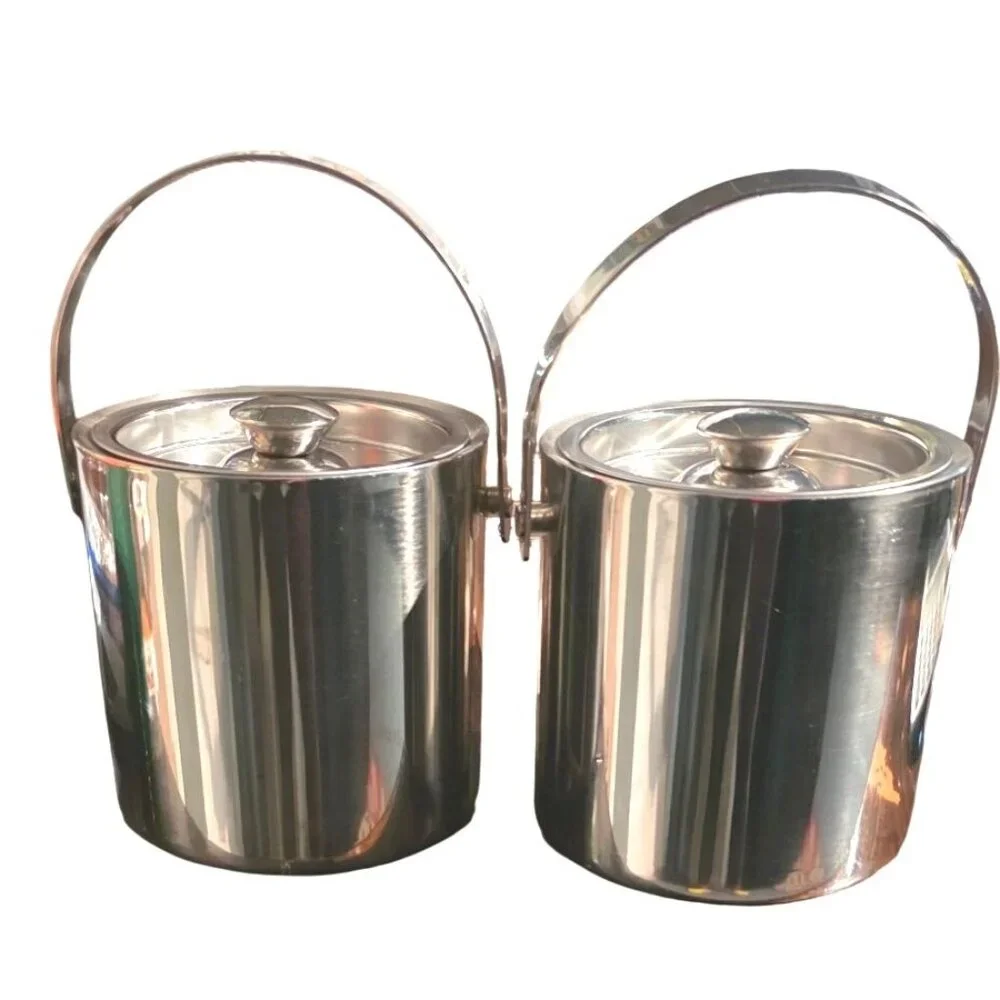 2 Ice Buckets 6